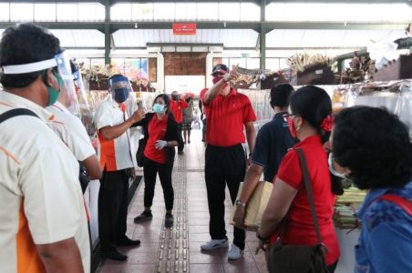 Cegah Meluasnya Transmisi Lokal, Disperindag Bali Tinjau Sejumlah Pasar Tradisional