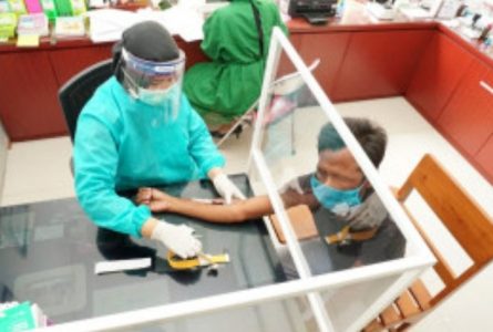 Pemkab Banyuwangi Fasilitasi Rapid Test Gratis bagi Sopir Logistik Non Perusahaan ke Bali di Banyuwangi