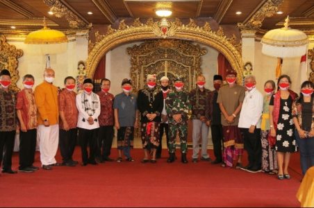 Pangdam IX/Udayana Silaturahmi dan Nunas Restu Ring Tokoh Puri Bali