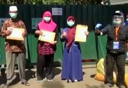 Tingkat Kesembuhan Pasien Covid-19 di RSDL Capai 100 Persen, Gubernur Jatim Beri Apresiasi Kinerja Tim Medis