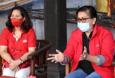 Ketua TP PKK Bali Edukasi Bahaya dan Pencegahan Covid-19 di Buleleng
