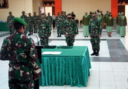Lima Jabatan Strategis di Lingkungan Korem 163/Wira Satya Diserahterimakan
