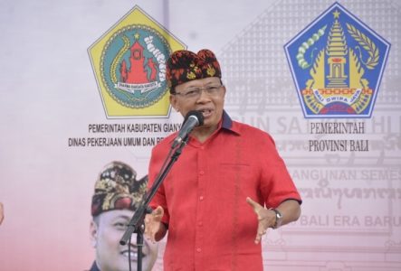 Gubernur Koster Konkretkan Keberpihakan atas Keberlangsungan Desa Adat di Bali