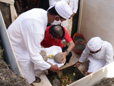 Setelah Gianyar, Gubernur Koster Bangun Kantor MDA di Jembrana