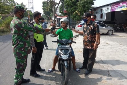 Pemdes Karang, Delanggu Ajak Warga Disiplin dan Tertib Gunakan Masker Diluar Ruangan