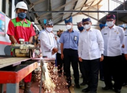Bina Tujuh Sekolah SMK, INKA Bentuk Ekosistem Industri Kereta di Banyuwangi di Banyuwangi