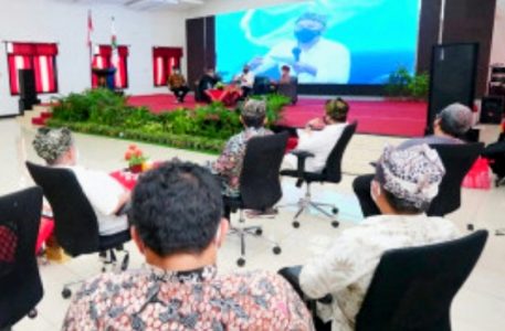 Kunker ke Banyuwangi, Menkop UKM Dorong Petani Kehutanan Sosial Bentuk Koperasi di Banyuwangi