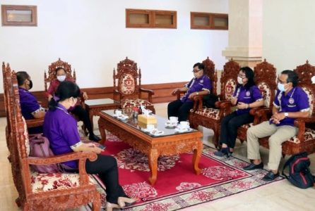 Terkait UU Cipta Kerja, Gubernur Bali Terima Aspirasi Serikat Pekerja Pariwisata