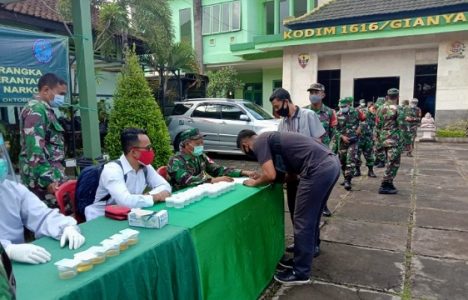 BNNK Gianyar Apresiasi Langkah Kodim 1616/Gianyar Gelar Tes Urine Secara Rutin