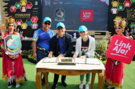 Bekerjasama dengan Linkaja, Pemkab Banyuwangi Dorong Transaksi Non Tunai di Sektor Pariwisata di Banyuwangi