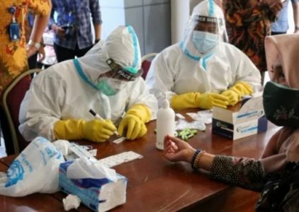 Digelar Serentak, Anggota BNNP dan BNNK di Jatim Dites Urin