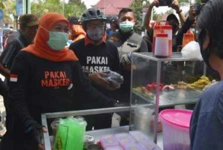 Gowes di Jember, Gubernur Jatim Dorong Pemulihan Ekonomi dan Ingatkan Disiplin Prokes di Jember
