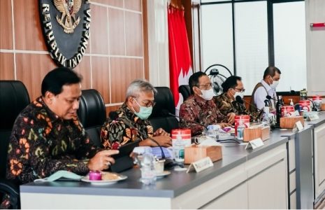 Pimpin Rapat Analisa dan Evaluasi, Menko Mahfud: Jaga Situasi Agar Tetap Kondusif Hingga Pilkada Berlangsung