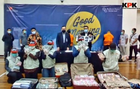 Tangkap Tangan Dugaan Suap Pengadaan Bansos Covid-19, KPK Tetapkan Mensos jadi Tersangka