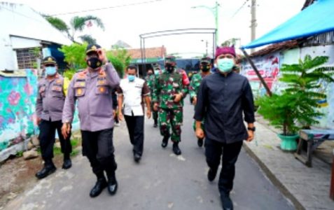 Persiapan Pilkada 2020, Bupati Anas Bersama Forkopimda Banyuwangi Tinjau Sejumlah TPS di Banyuwangi