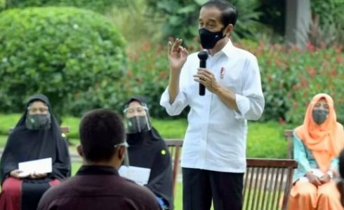 Pastikan Vaksin Covid-19 Aman, Presiden Jokowi: Yang Pertama Disuntik Nanti Saya