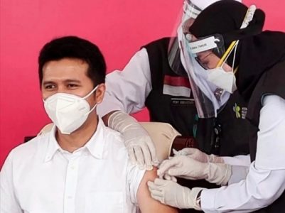 Pemprov Jatim Gelar Program Vaksinasi COVID-19 Tahap Pertama di Gedung Negara Grahadi