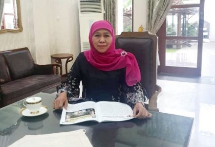 Melalui Akun Medsos, Gubernur Khofifah Umumkan Dirinya Positif Terinfeksi Covid-19
