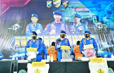 Ditpolairud Polda Jatim Gelar Hasil Pengembangan Kasus Bahan Peledak Bom Ikan di Bangkalan
