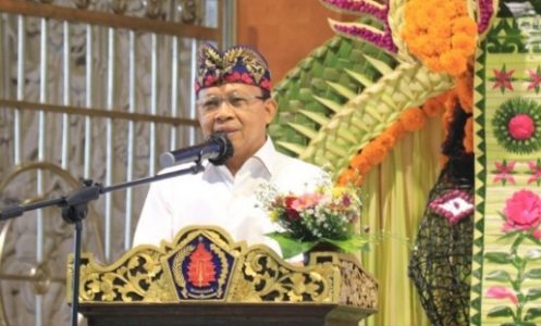 Gubernur Wayan Koster Buka Mahasabha Sira Arya Gajah Para