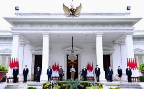 Diperkenalkan Presiden Jokowi, Berikut Jajaran Dewan Pengawas dan Direktur INA