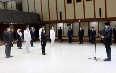 Gubernur DKI Jakarta Lantik 12 Pejabat Pimpinan Tinggi Pratama