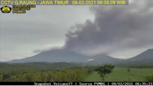 Naik Satu Level, Masyarakat Banyuwangi Diimbau Waspadai Debu Vulkanik di Banyuwangi