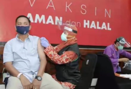 PWI Bersama Pemprov Jatim Gelar Vaksinasi Diikuti 442 Orang Wartawan dan Insan Pers