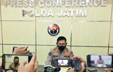 Densus 88 Anti Teror Mabes Polri Bersama Polda Jatim Amankan Dua Terduga Teroris