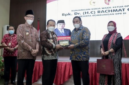 Kunjungan Wakil Ketua DPR RI ke Jember, Begini Harapan Bupati Hendy di Jember