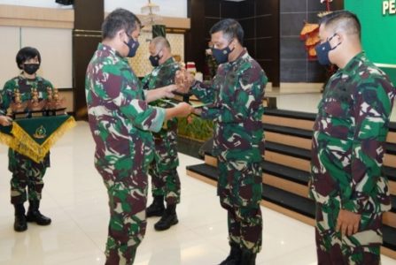 Optimalisasi Pencapaian Tupok, Kodam IX/Udayana Gelar Pergantian Enam Pejabat 