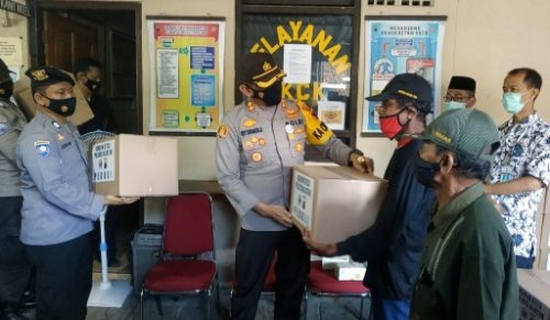 Jumat Berkah, Polres Bersama Kodim 0723/Klaten Melaksanakan Baksos di Bayat