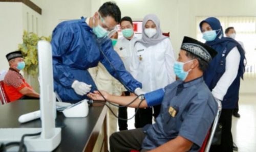 Pemkab Banyuwangi Percepat Vaksinasi Covid-19 untuk Calon Jemaah Haji 2021 di Banyuwangi