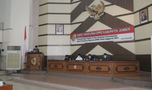 7 Fraksi DPRD Jember Setujui RAPBD 2021 di Jember