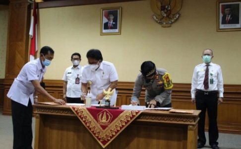 Kapolres AKBP Roby Septiadi Tandatangani nota Kesepakatan dengan Bupati Badung