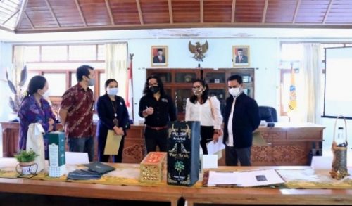 Kembangkan IKM, Disperindag Bali Gelar Lomba Desain Kemasan Produk Minuman Tradisional Arak