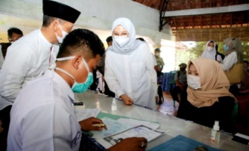 Jemput Bola Jenis Pelayanan Kependudukan, Pemkab Banyuwangi Gelar Program ‘Camping Embun’ di Banyuwangi