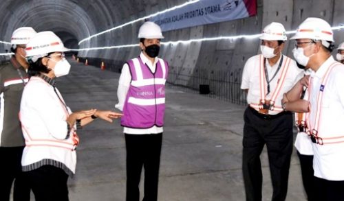 Capai 73 Persen, Presiden Jokowi Tinjau Pembangunan Kereta Cepat Jakarta-Bandung