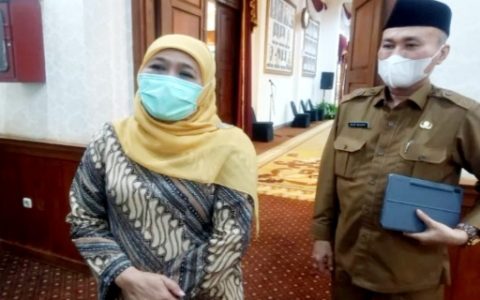 Siapkan Pembelajaran Tatap Muka, Gubernur Jatim Minta Bentuk Tim Satgas Covid-19 di Sekolah