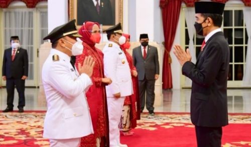 Presiden Jokowi Lantik dan Ambil Sumpah Gubernur dan Wagub Kalteng Masa Jabatan 2021-2024