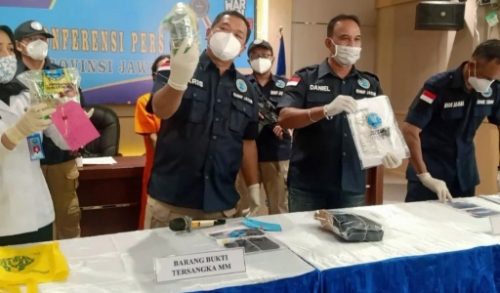 BNNP Jatim Gagalkan Peredaran Narkoba Jenis Sabu 1,6 Kg dari Jakarta