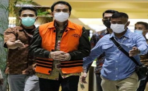 Ditetapkan Tersangka Dugaan TPK, Wakil Ketua DPR RI AZ Dijemput dan Ditahan KPK