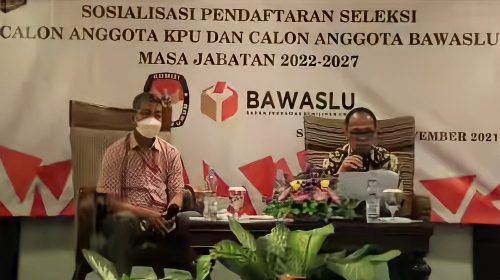 Kemendagri Gelar Sosialisasi Seleksi Calon KPU dan Bawaslu Masa Jabatan 2022-2027 di Jatim