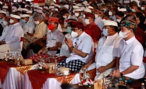 Bupati Tabanan Dukung Penuh SE Gubernur Bali tentang Tata Titi Kehidupan Masyarakat Bali
