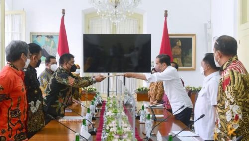 Presiden Jokowi Terima Tim Seleksi Calon Anggota KPU dan Bawaslu Masa Jabatan 2022-2027