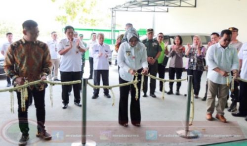 Resmikan Pabrik Beras, Bupati Klaten Ajak Perusahaan Turunkan Pengangguran