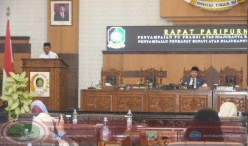 Terkait Raperda Inisiatif Dewan tentang Pengarusutamaan Gender (PUG), Eksekutif Sampaikan Pendapat di Banyuwangi
