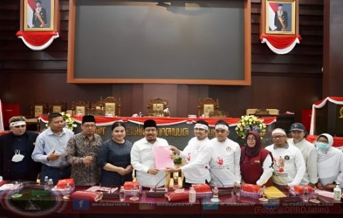 Tolak UU Kesehatan, DPRD Jatim Siap Kawal Aspirasi Nakes