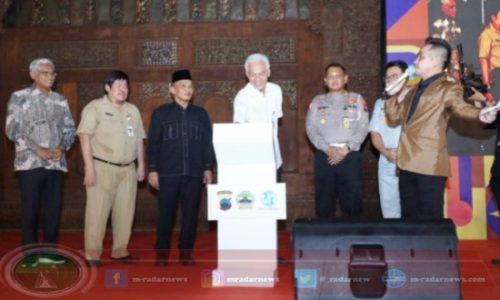 Permudah Pembayaran Pajak, Gubernur Ganjar Luncurkan Aplikasi Samsat Budiman