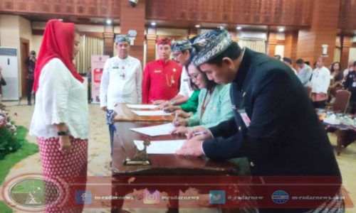 Lantik 156 Pejabat Baru, Mbak Ita: Gas Pol, Masih Banyak Pekerjaan Rumah yang Harus Diselesaikan